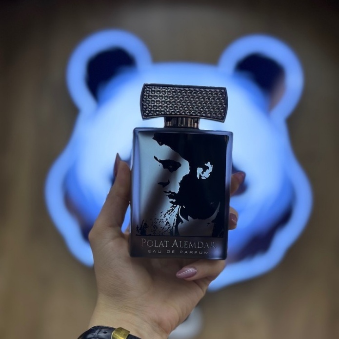 ادكلن فراگرنس ورد پلات آلمدار | Fragrance World Polat Alemdar 100ML