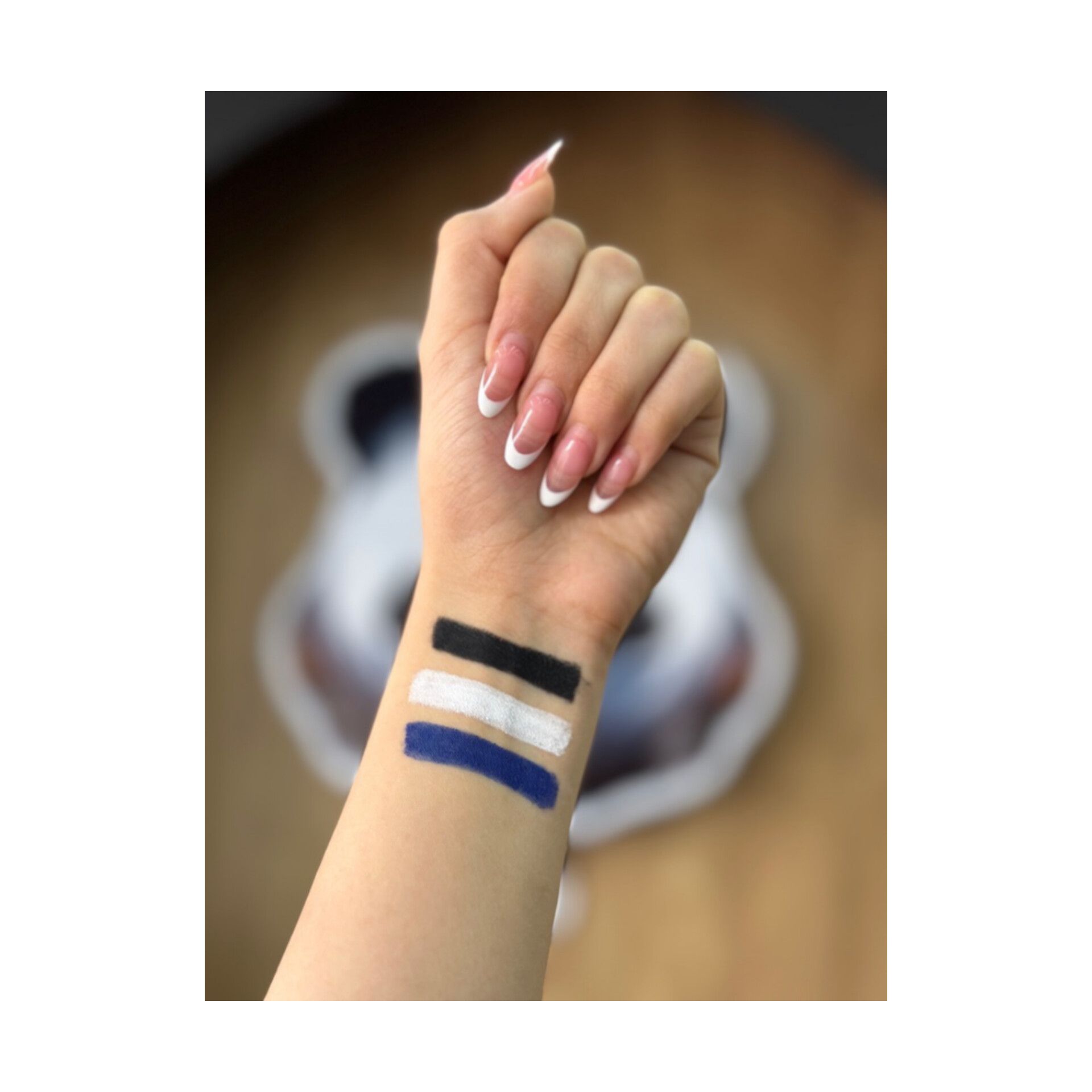 مداد چشم شمعی رنگی بونومیا|BONOMIA Ultrasoft and Longlastng Eyeliner