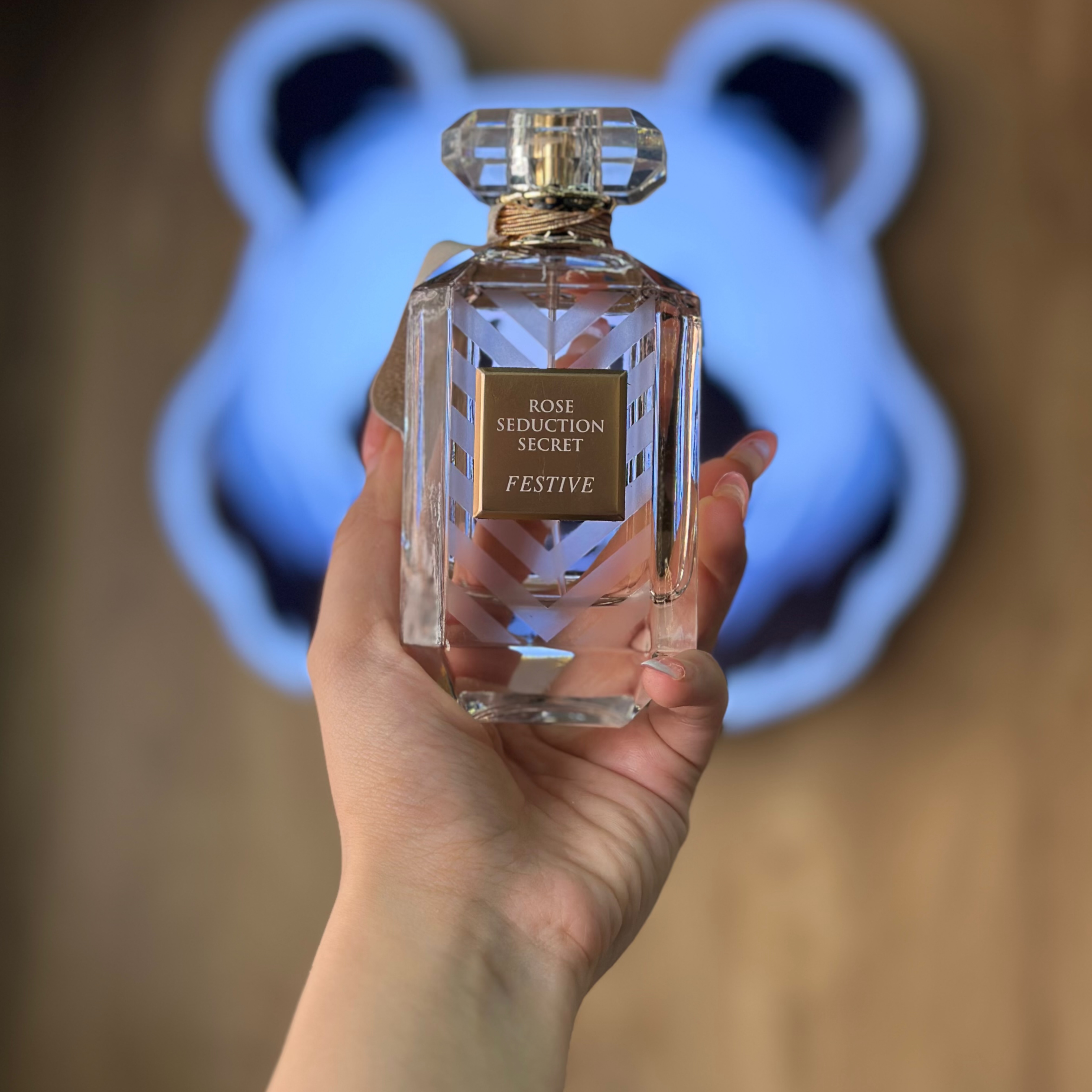 ادکلن فرگرنس ورلد فستیو Fragrance World Rose Seduction Secret Festive