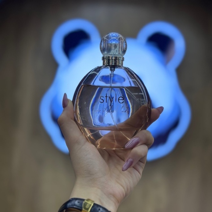 ادکلن زنانه جنیفر لوپز استیل فرگرنس ورد | Fragrance World Style for Stylish Lady 100ML